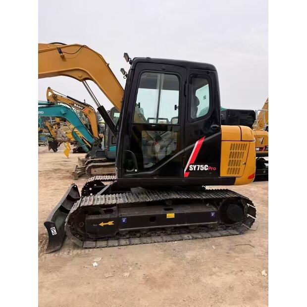 2024 ساني 75C-45756772