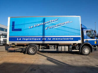 2012-renault-premium-300-1428011-45757174