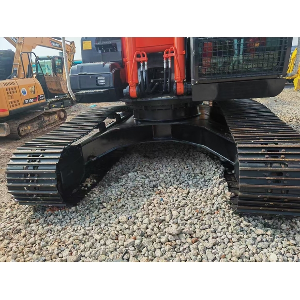 2025 هيتاشى ZX240-45757738