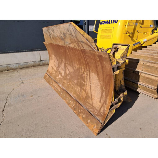 2018 Komatsu D61PXI-24-45757840