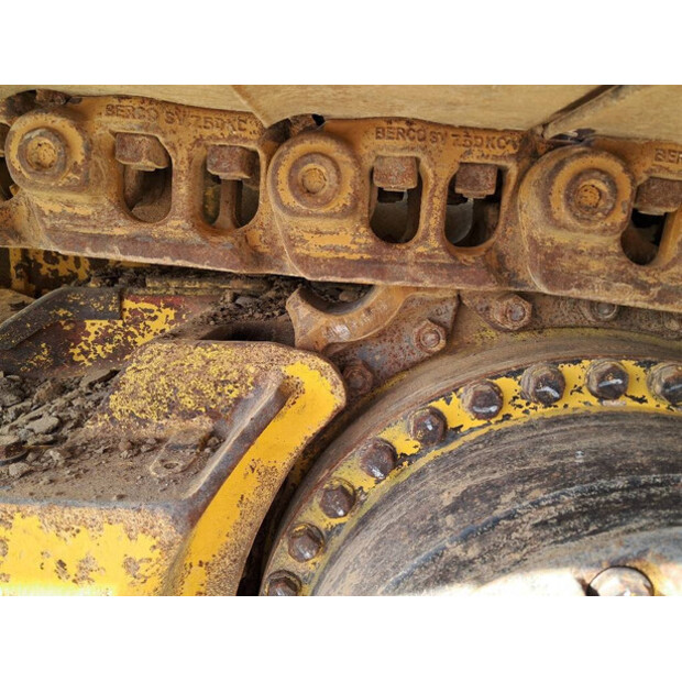 2018 Komatsu D61PXI-24-45757843