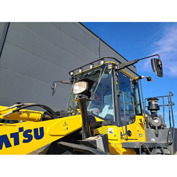 2021 كوماتسو WA380-8E0-45757879