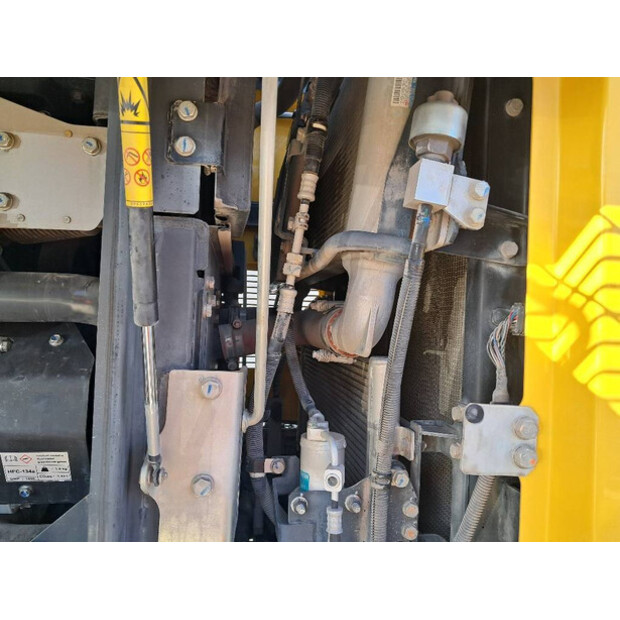 2021 كوماتسو WA380-8E0-45757886