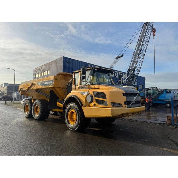 2012 فولفو A30F-45758028