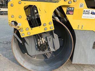 2015-dynapac-cc2200-45758111