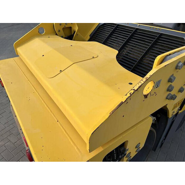 2015 DYNAPAC CC2200-45758130