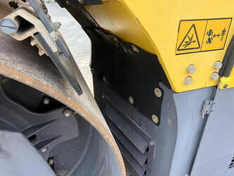 2015-dynapac-cc2200-45758139