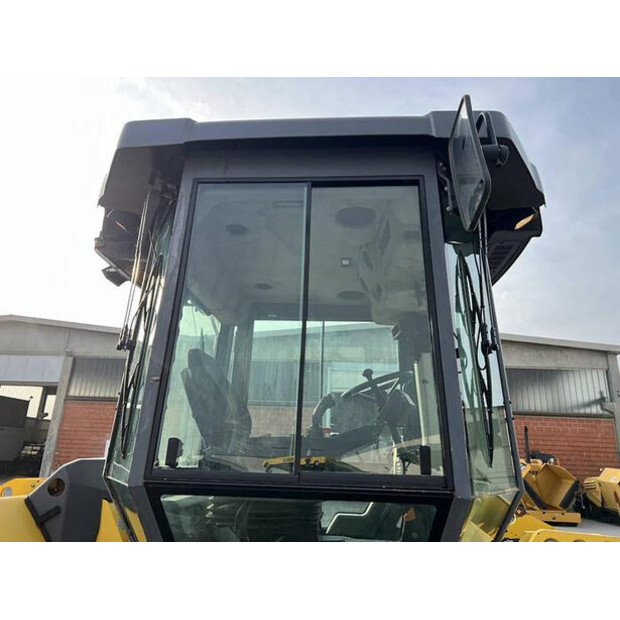 2015 DYNAPAC CC2200-45758151