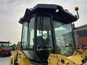 2015-dynapac-cc2200-45758160