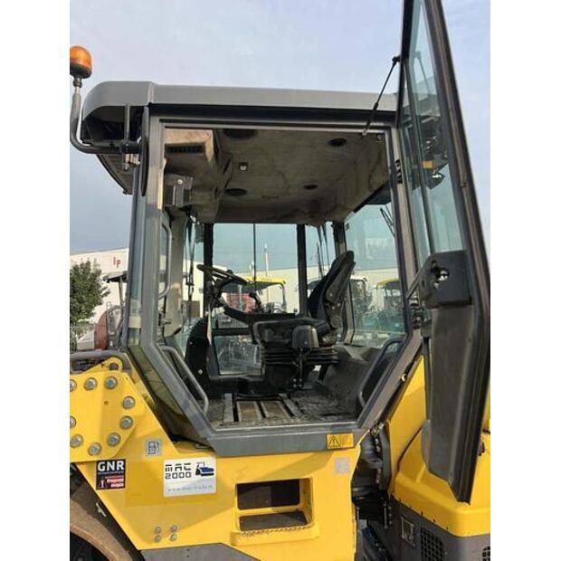 2015 DYNAPAC CC2200-45758164