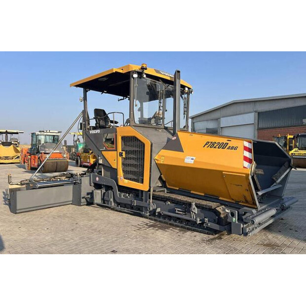 2018 فولفو P 7820D-45758261