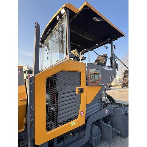 2018 فولفو P 7820D-45758271