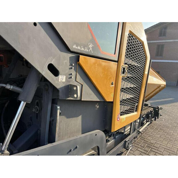 2018 فولفو P 7820D-45758277