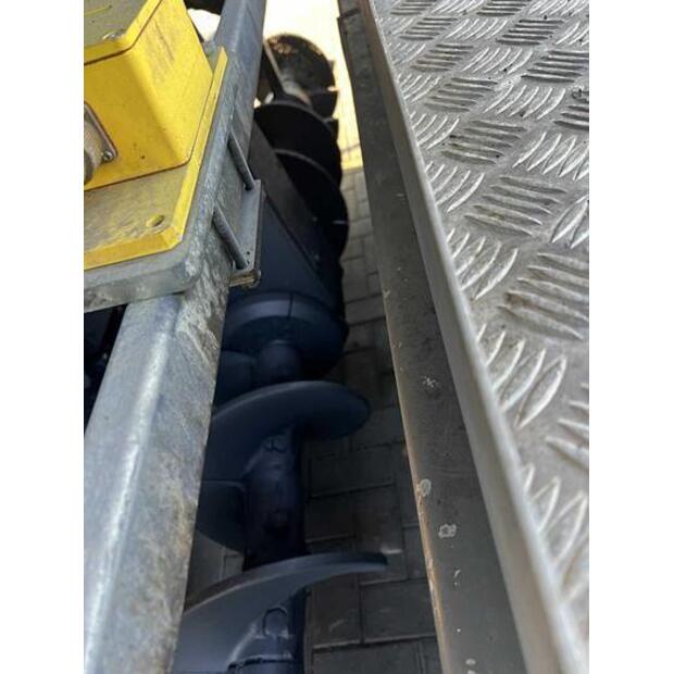 2018 فولفو P 7820D-45758285