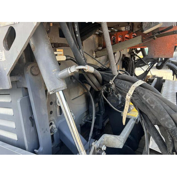 2018 فولفو P 7820D-45758286