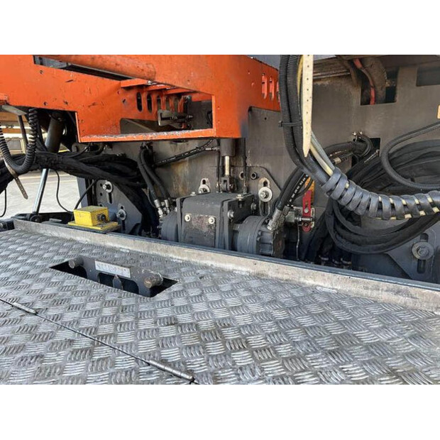 2018 فولفو P 7820D-45758305