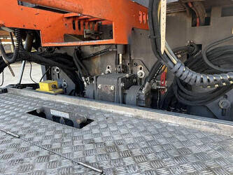 2018-volvo-p-7820d-45758305