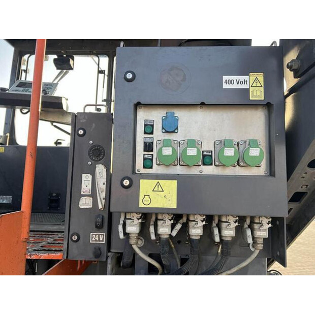 2018 فولفو P 7820D-45758309