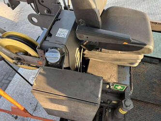 2018-volvo-p-7820d-45758318