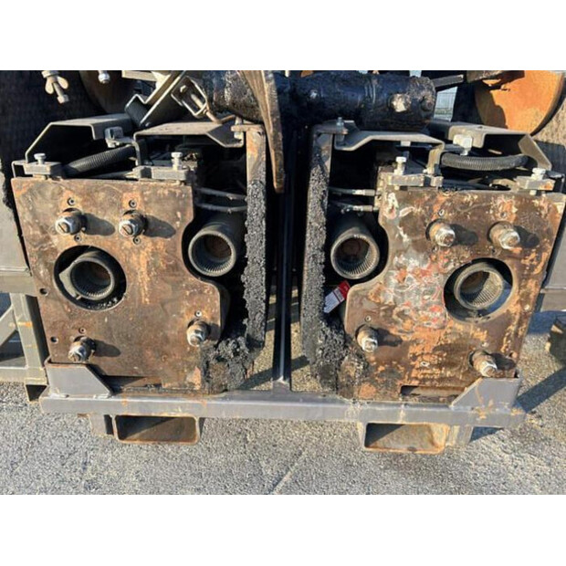 2018 فولفو P 7820D-45758372