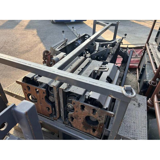 2018 فولفو P 7820D-45758375