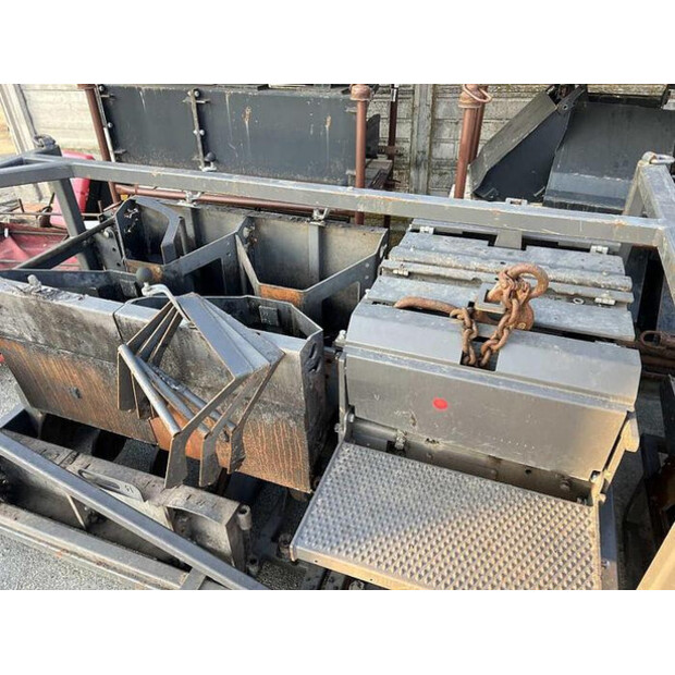 2018 فولفو P 7820D-45758378