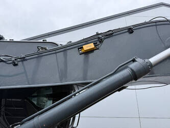 2019-hitachi-zx250lcn-6-45758388