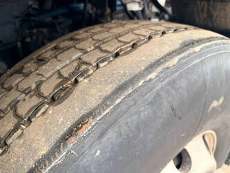 2001-renault-acmar-1428035-45758558