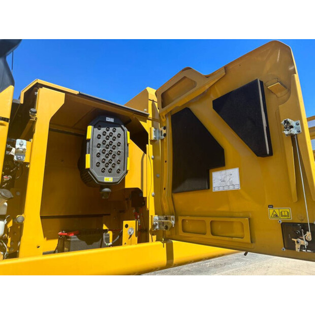 2022 كاتربيلر 350-45758596