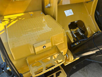 2022-caterpillar-350-1428036-45758602