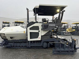 2014-volvo-p7820c-1237122-45758675