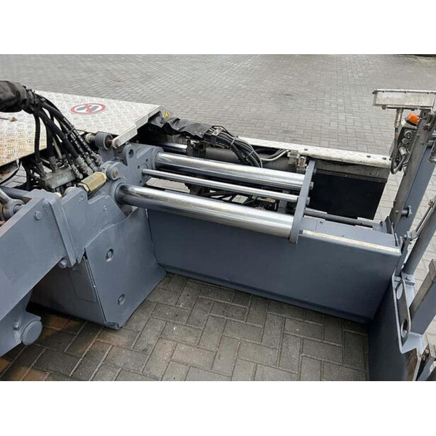 2014 Volvo P7820C-45758712