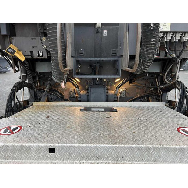 2014 Volvo P7820C-45758736