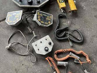 2014-volvo-p7820c-1237122-45758785