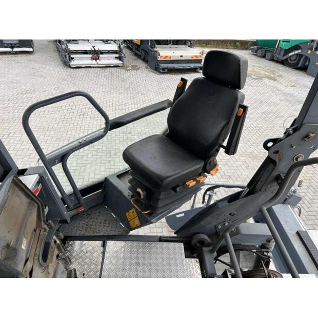 2018 فوجلي SUPER 1900-3I-45758921