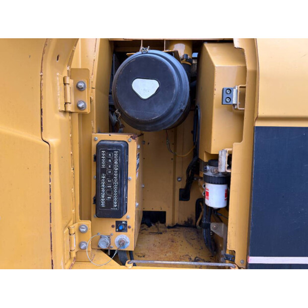 2004 Caterpillar 318CL-45760305