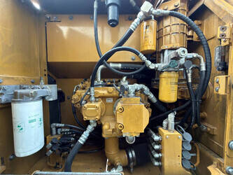 2011-caterpillar-323dl-1428133-45760461