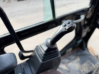 2011-caterpillar-323dl-1428133-45760477