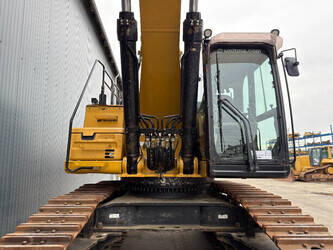 2017-caterpillar-352f-xe-1428136-45760610