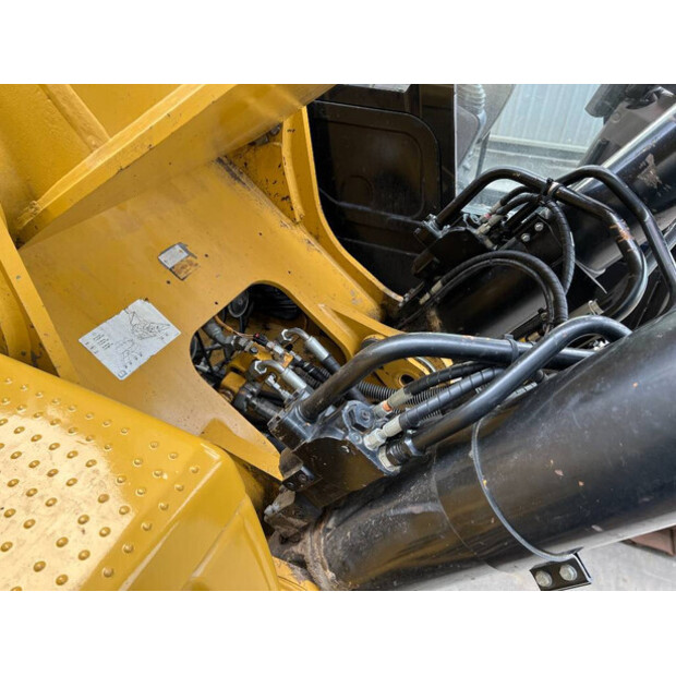 2015 كاتربيلر 352FL-45760696