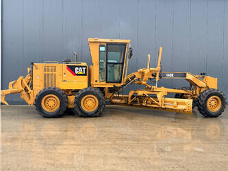 2013-caterpillar-140k-1428152-45761520