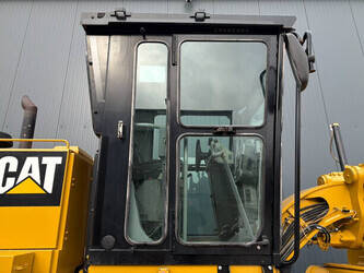 2018-caterpillar-140k-1428153-45761602