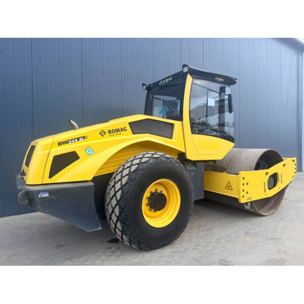 2019 BOMAG BW213D-5-45762269