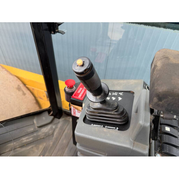 2011 Caterpillar CS76 XT-45762486