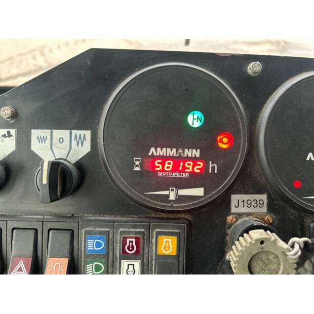 2011 AMMANN AV130X-45762581