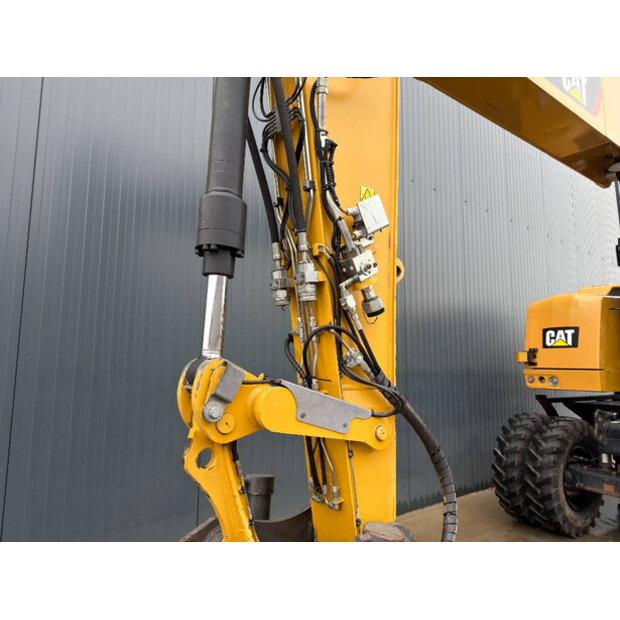 2015 Caterpillar M318F-45762798