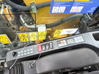 2015-caterpillar-m318f-1428184-45762826