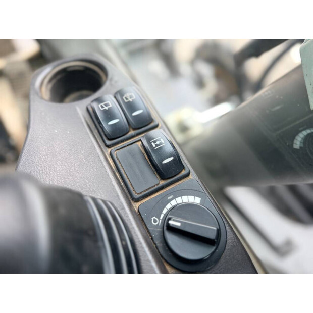 2013 Volvo EW180D-45762982