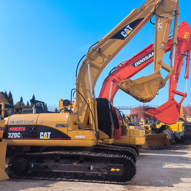 2023 Caterpillar 320CL-45763188