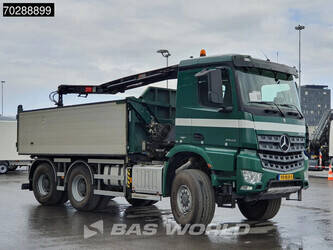 2018-mercedes-benz-arocs-3342-1294355-45763750